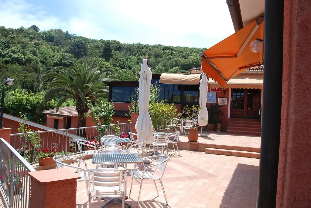 Apartment Residence Villa Franca Capoliveri  Italien